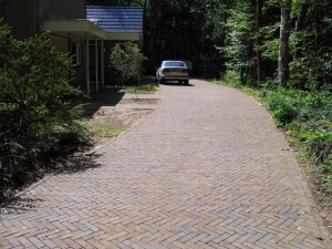 AANLEG OPRIT EN TERRASSEN WAGENINGEN HOOG